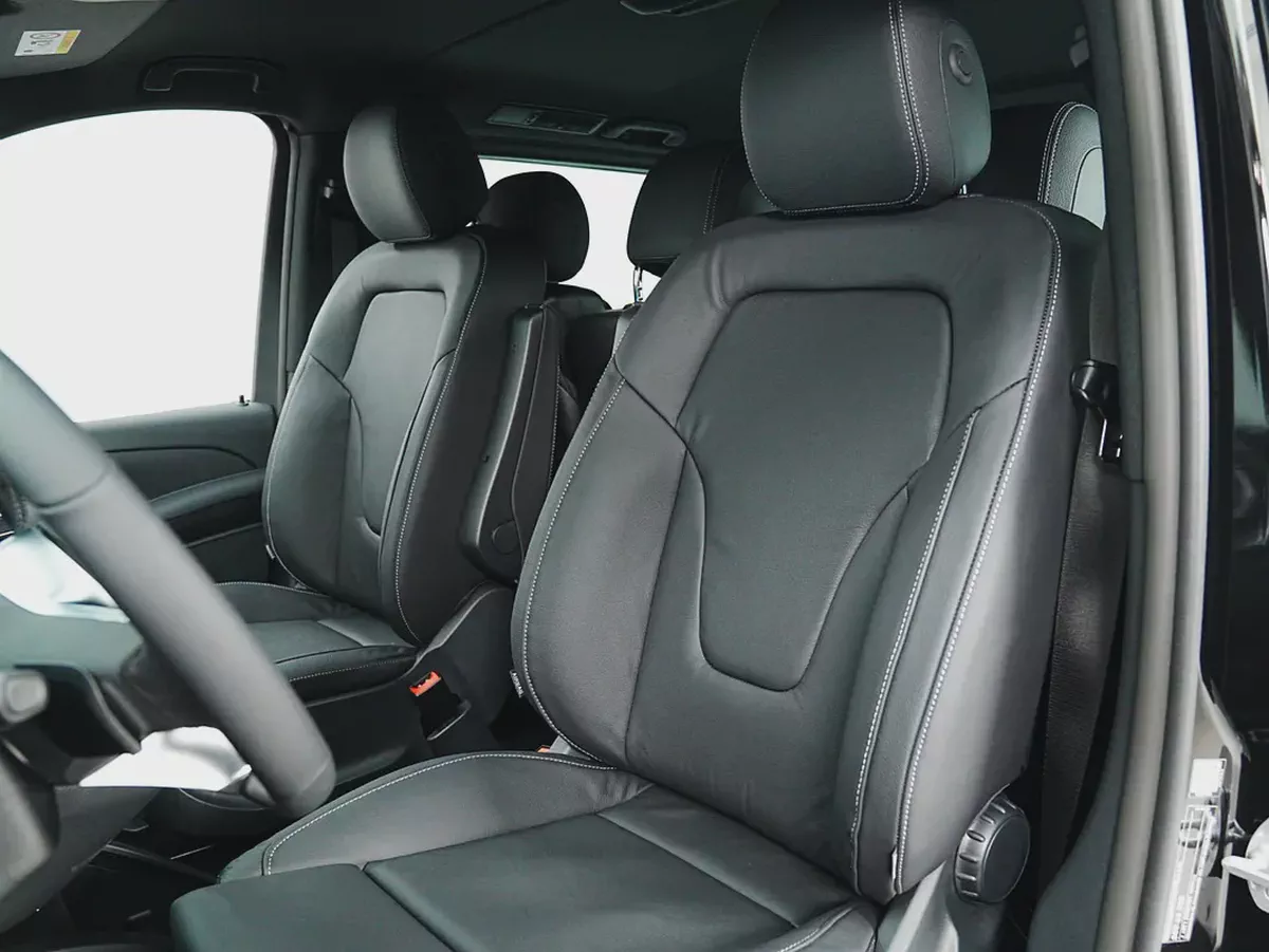 Dealer WARRANTY | GCC SPECS | BRAND-NEW Mercedes-Benz V300-10-10