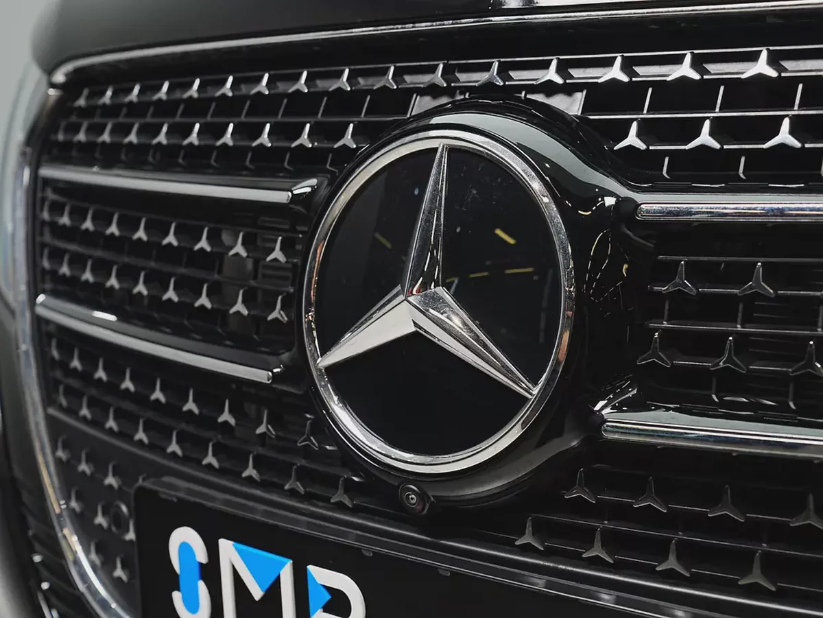 Dealer WARRANTY | GCC SPECS | BRAND-NEW Mercedes-Benz V300-17-17