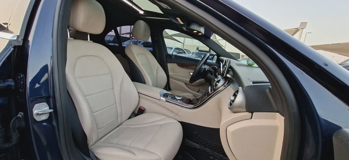Mercedes-Benz C300 4Matic 2019 - American Specs - GCC Car-10-10