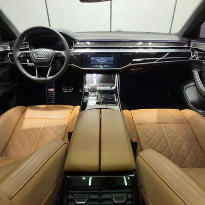 Audi S8 STD Black Edition | GCC | Under warranty until 2028-9