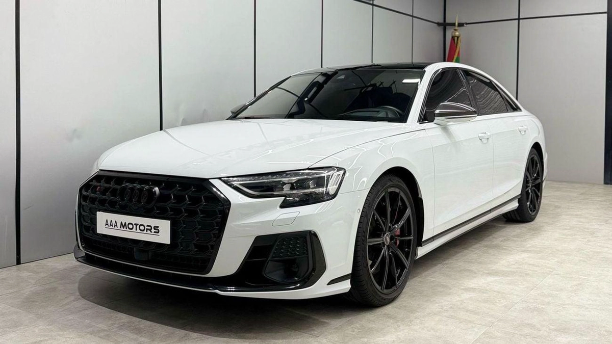 Audi S8 STD Black Edition | GCC | Under warranty until 2028-1-1