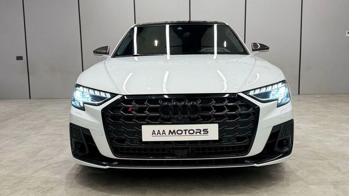 Audi S8 STD Black Edition | GCC | Under warranty until 2028-4-4
