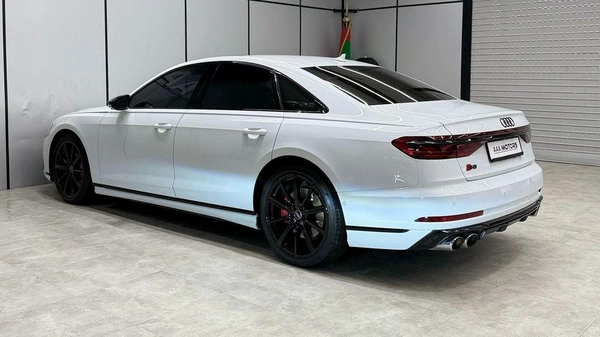 Audi S8 STD Black Edition | GCC | Under warranty until 2028