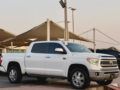 2014 Toyota Tundra Crewmax Platinum | American Specs | Well Maintained-2