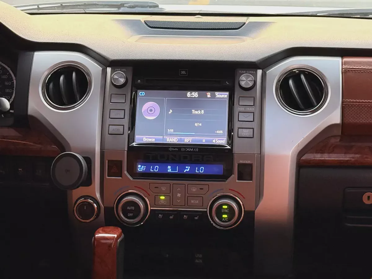 2014 Toyota Tundra Crewmax Platinum | American Specs | Well Maintained-11-11