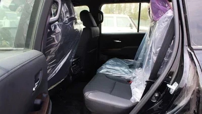 Toyota Land Cruiser GXR LC300 GXR 4.0P AT MY2025 – BLACK-10