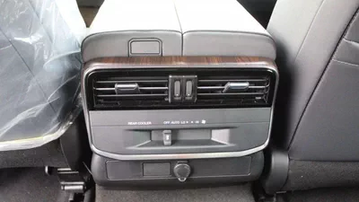 Toyota Land Cruiser GXR LC300 GXR 4.0P AT MY2025 – BLACK-12