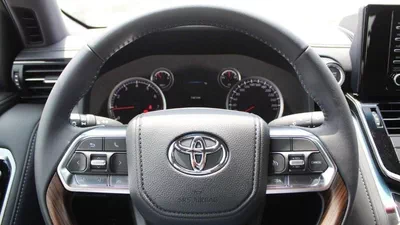 Toyota Land Cruiser GXR LC300 GXR 4.0P AT MY2025 – BLACK-16