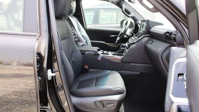 Toyota Land Cruiser GXR LC300 GXR 4.0P AT MY2025 – BLACK-8