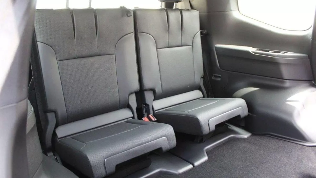 Toyota Land Cruiser GXR LC300 GXR 4.0P AT MY2025 – BLACK-5-0