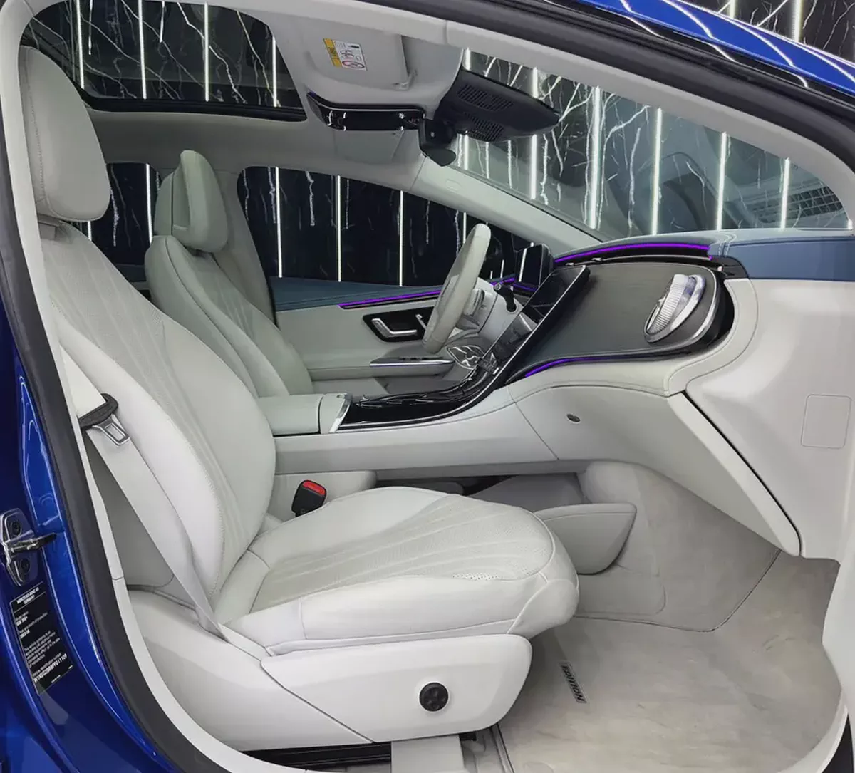 Mercedes EQE 350+ | Edition One | Low Mileage | GCC | Gargash Warranty & Service Package  11/2027-10-10