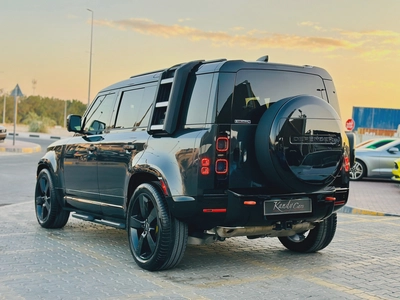 Land Rover Defender 110 X-11