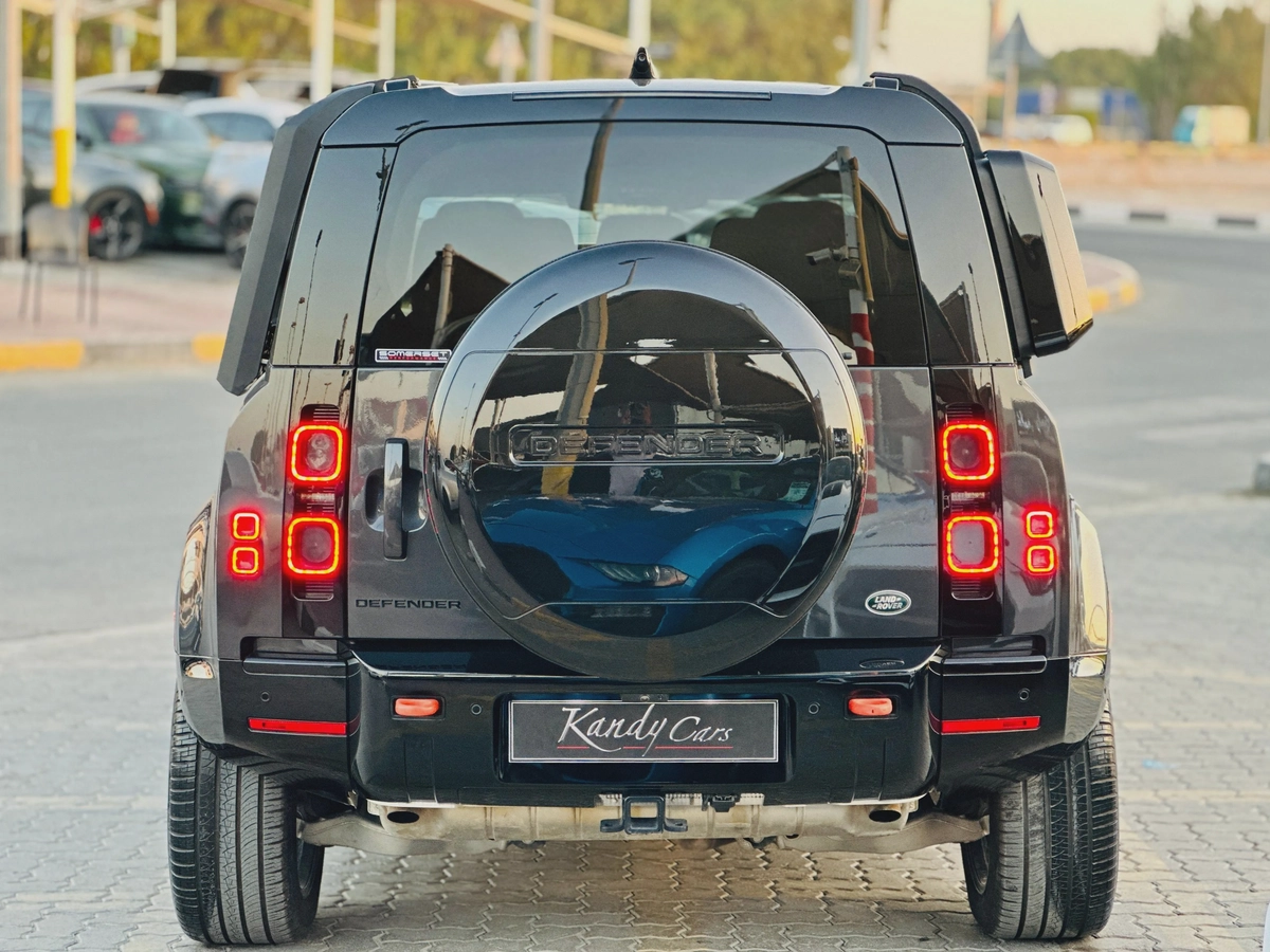 Land Rover Defender 110 X-7-7