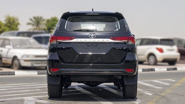 Toyota Fortuner GX2 FORTUNER 2.7L V4 4WD 7SET