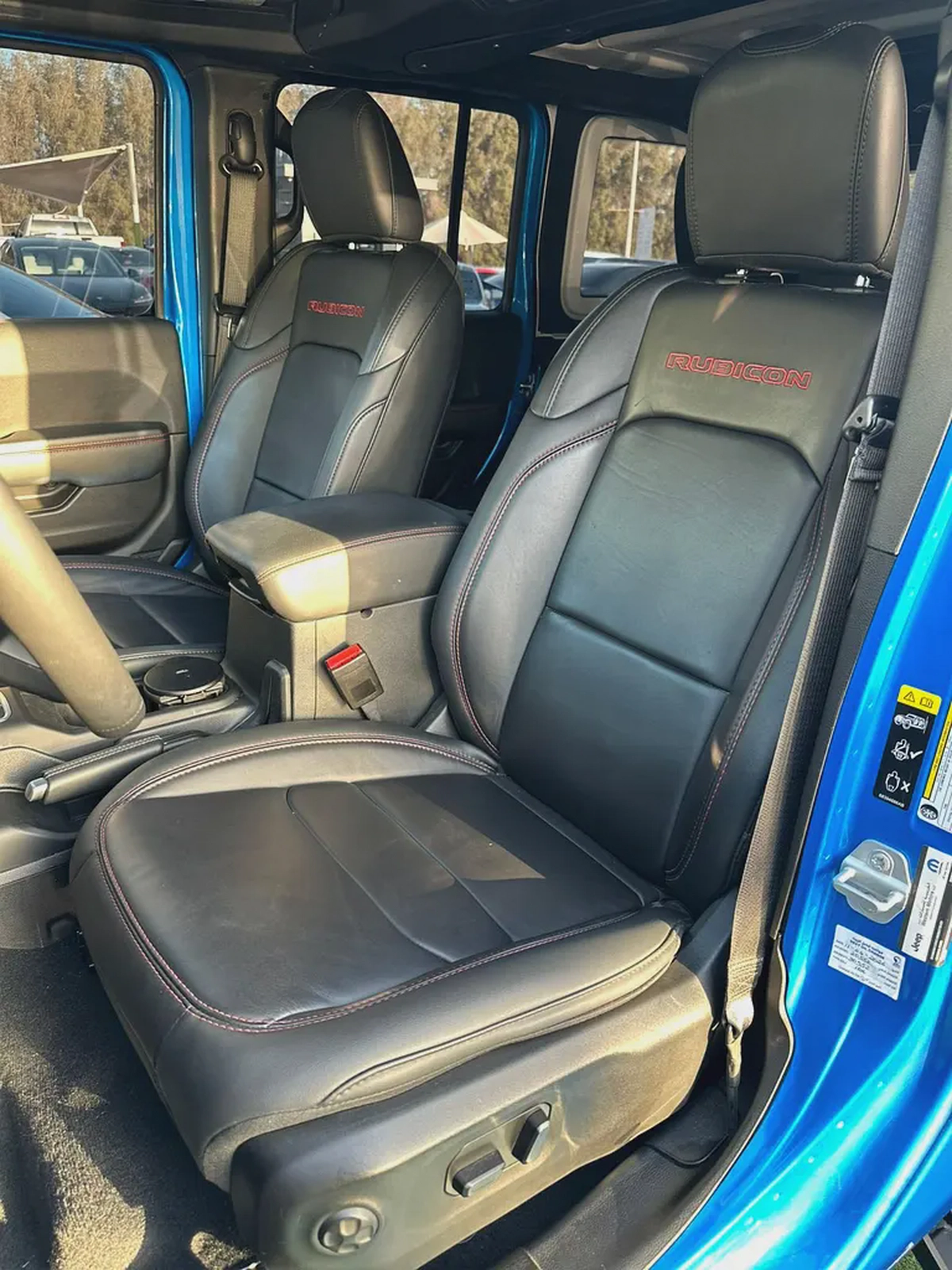 JEEP WRANGLER RUBICON 2024 GCC ORIGINAL PAINT UNDER WARRANTY FULL SERVICE HISTORY PERFECT CONDITION-6-6