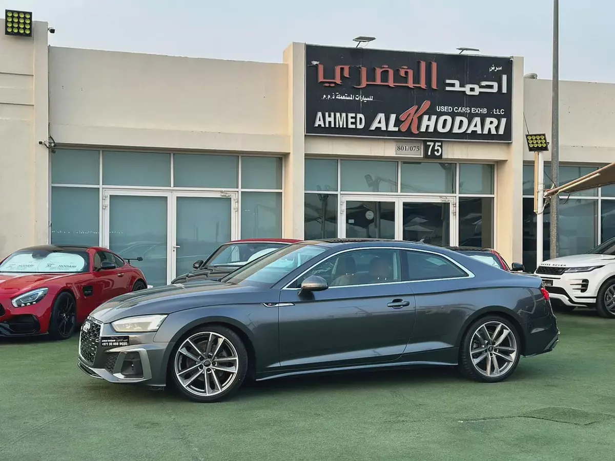 (2020) AUDI A5 //S-LINE// GCC FULL OPTION -ORIGINAL PAINT-