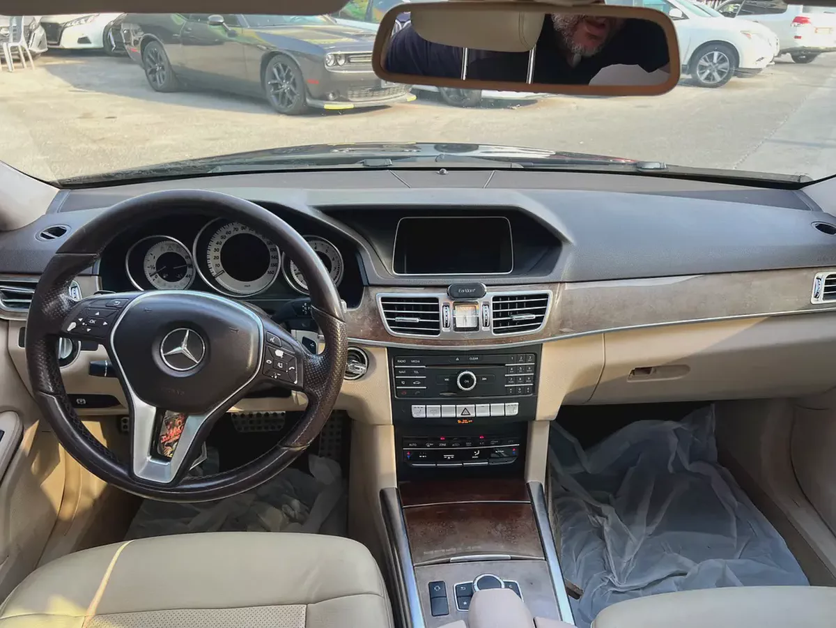 Mercedes-Benz E-Class E 350 2016 - Well Maintained - Luxury Sedan-11-11