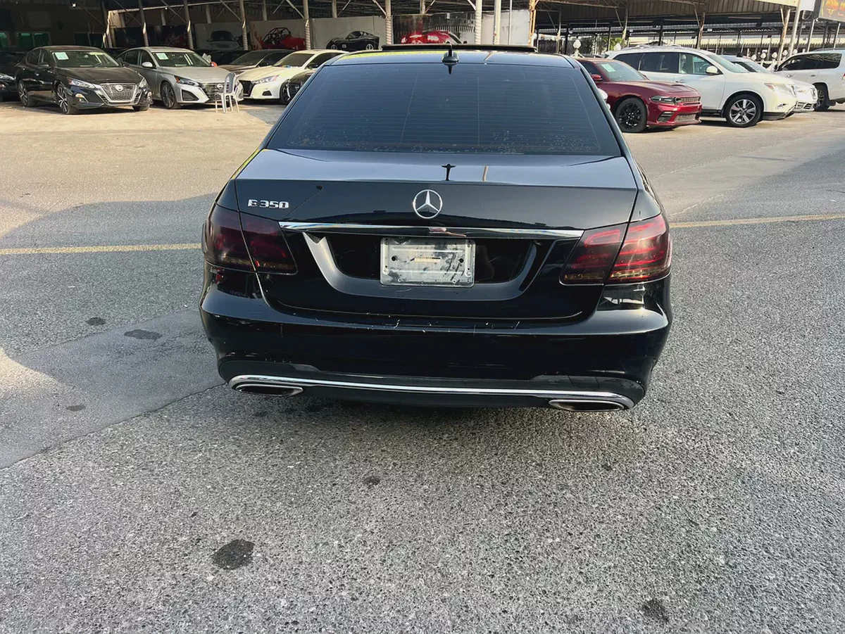 Mercedes-Benz E-Class E 350 2016 - Well Maintained - Luxury Sedan-6-6