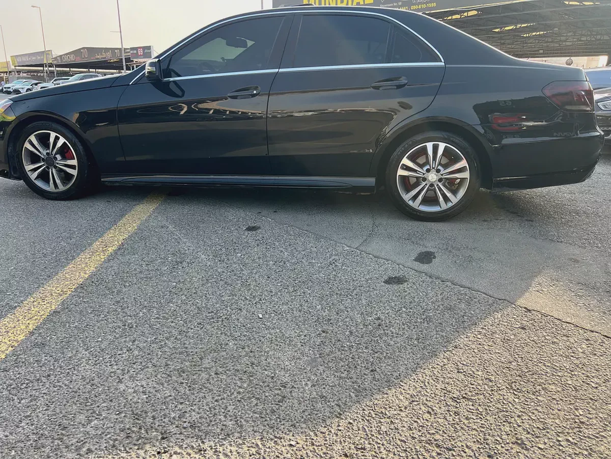 Mercedes-Benz E-Class E 350 2016 - Well Maintained - Luxury Sedan-8-8