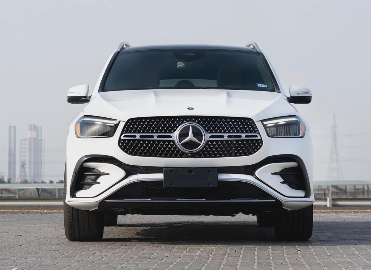 2024 Mercedes-Benz GLE 350 - American Specs - Like New!-2-2