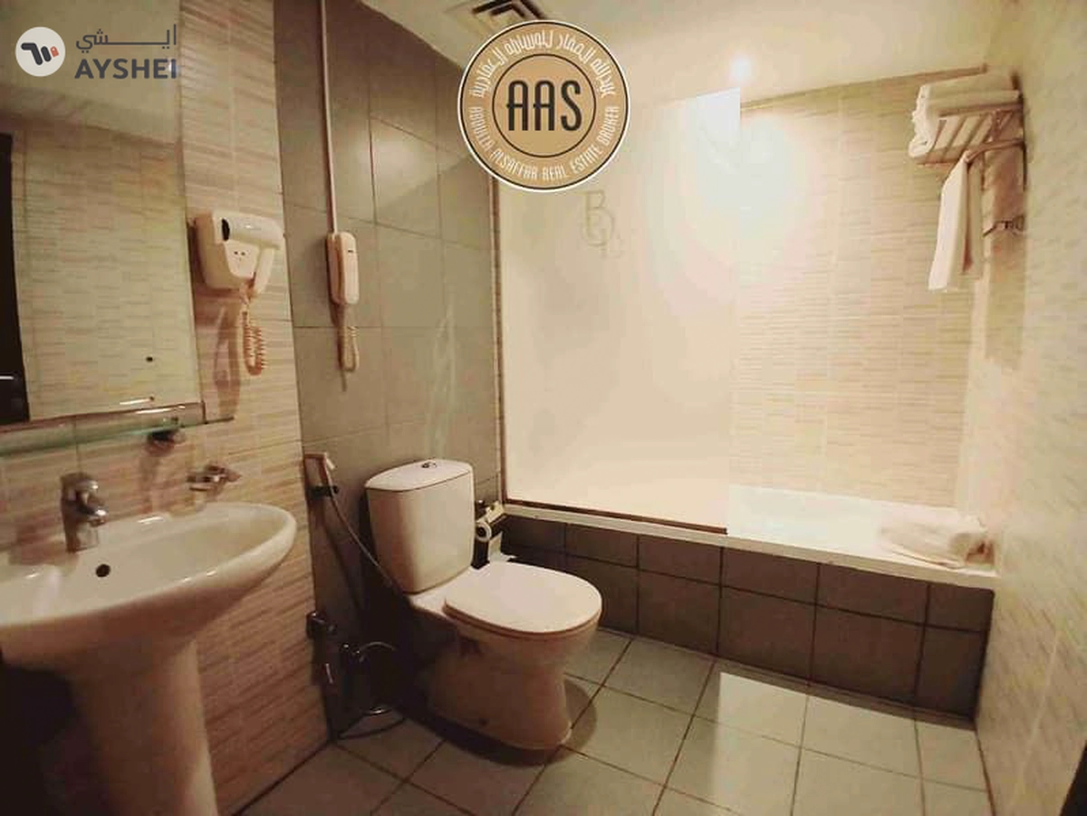 Spacious 1BR!! Ready to Move !! Unfurnished prime Location-9-9