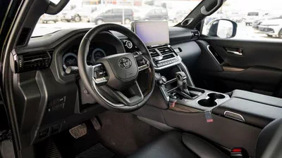 Toyota Land Cruiser VXR 3.3L diesel MY2025-13