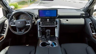 Toyota Land Cruiser VXR 3.3L diesel MY2025-14