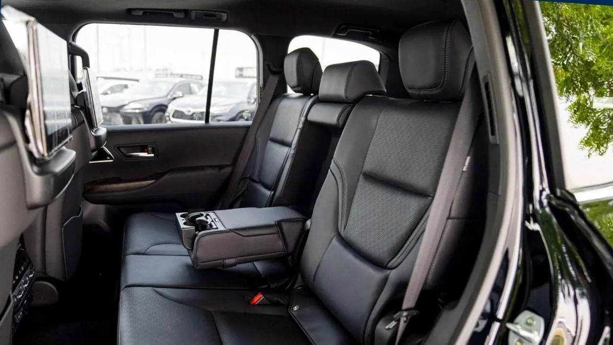 Toyota Land Cruiser VXR 3.3L diesel MY2025-22-0