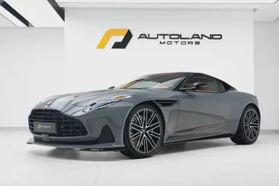 2026 ASTON MARTIN DB12-0