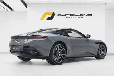 2026 ASTON MARTIN DB12-1