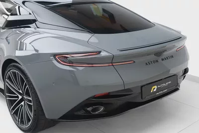 2026 ASTON MARTIN DB12-19
