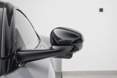 2026 ASTON MARTIN DB12-6