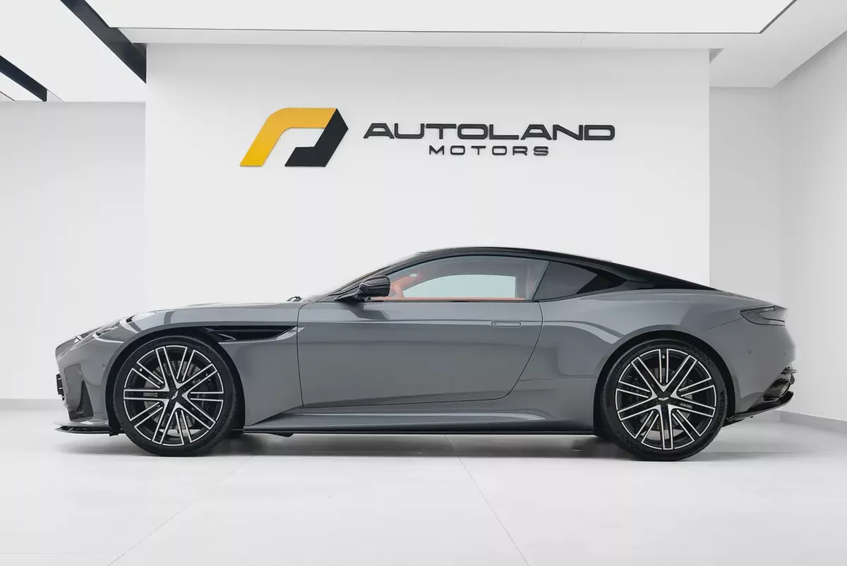 2026 ASTON MARTIN DB12-2-2