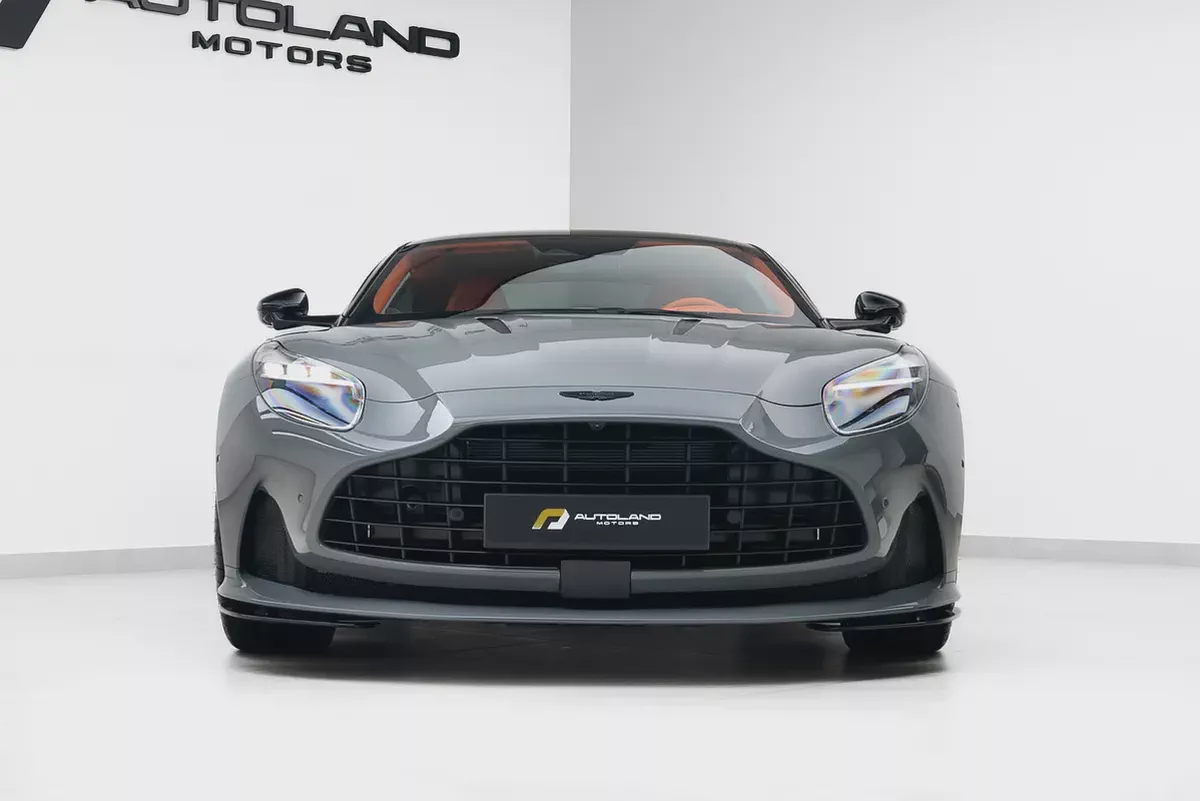 2026 ASTON MARTIN DB12-3-3