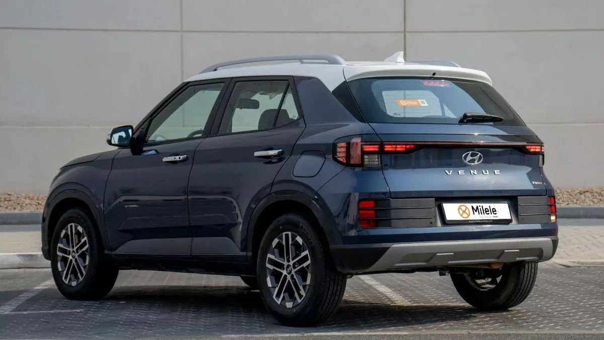 Hyundai Venue PREMIUM EMI from 2778 | Zero Downpayment-2-2