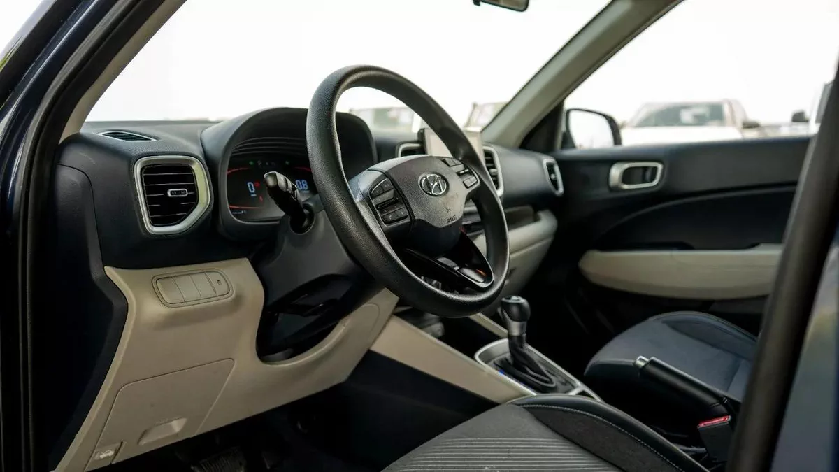 Hyundai Venue PREMIUM EMI from 2778 | Zero Downpayment-6-6