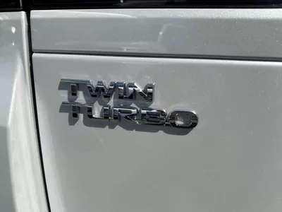 Toyota Land Cruiser VXR Toyota Land Cruiser VXR 3.5L  Twin turbo-4