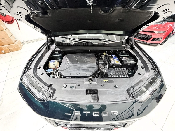Massive Price Drop!!! // AED 1330 // 20%DP // 2025 Jetour Dashing 1.6T Luxury V4