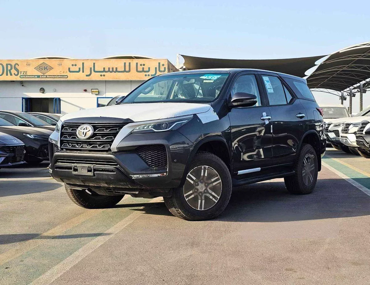 Toyota Fortuner EXR G | 2.7L V4 PETROL | ALLOY RIMS | MANUAL A/C | 4WD | CODE # G GRAY