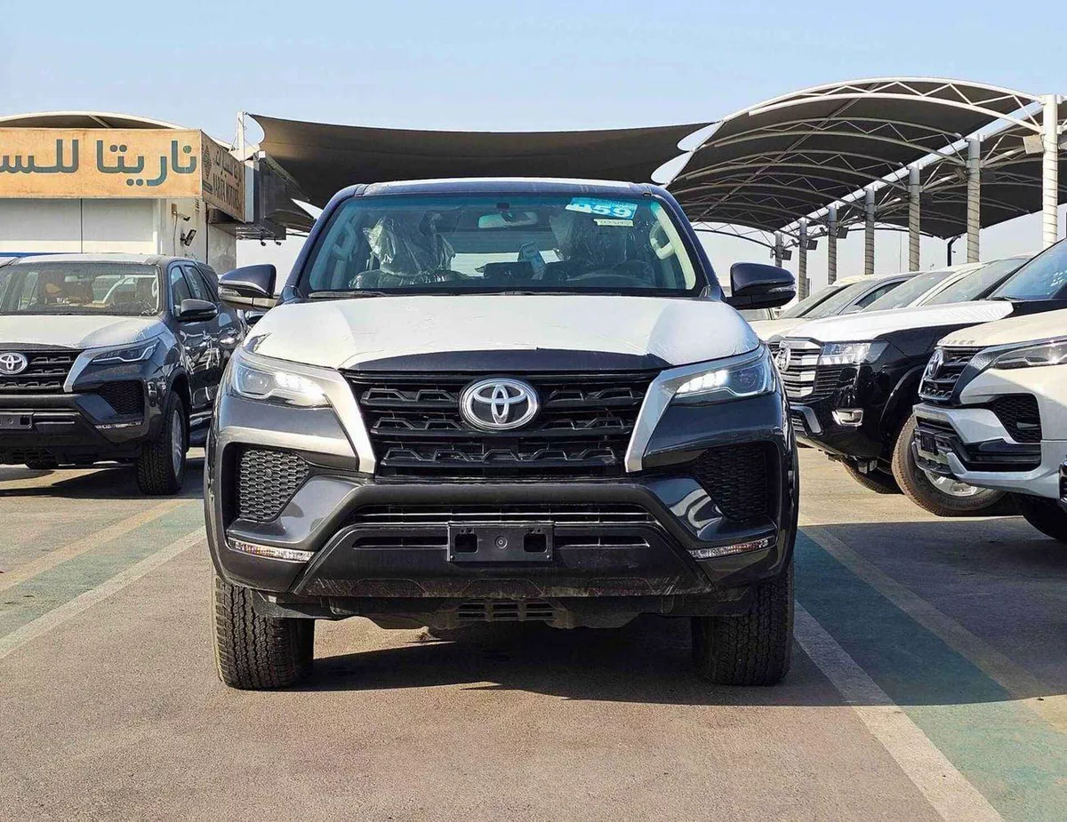 Toyota Fortuner EXR G | 2.7L V4 PETROL | ALLOY RIMS | MANUAL A/C | 4WD | CODE # G GRAY-1-0