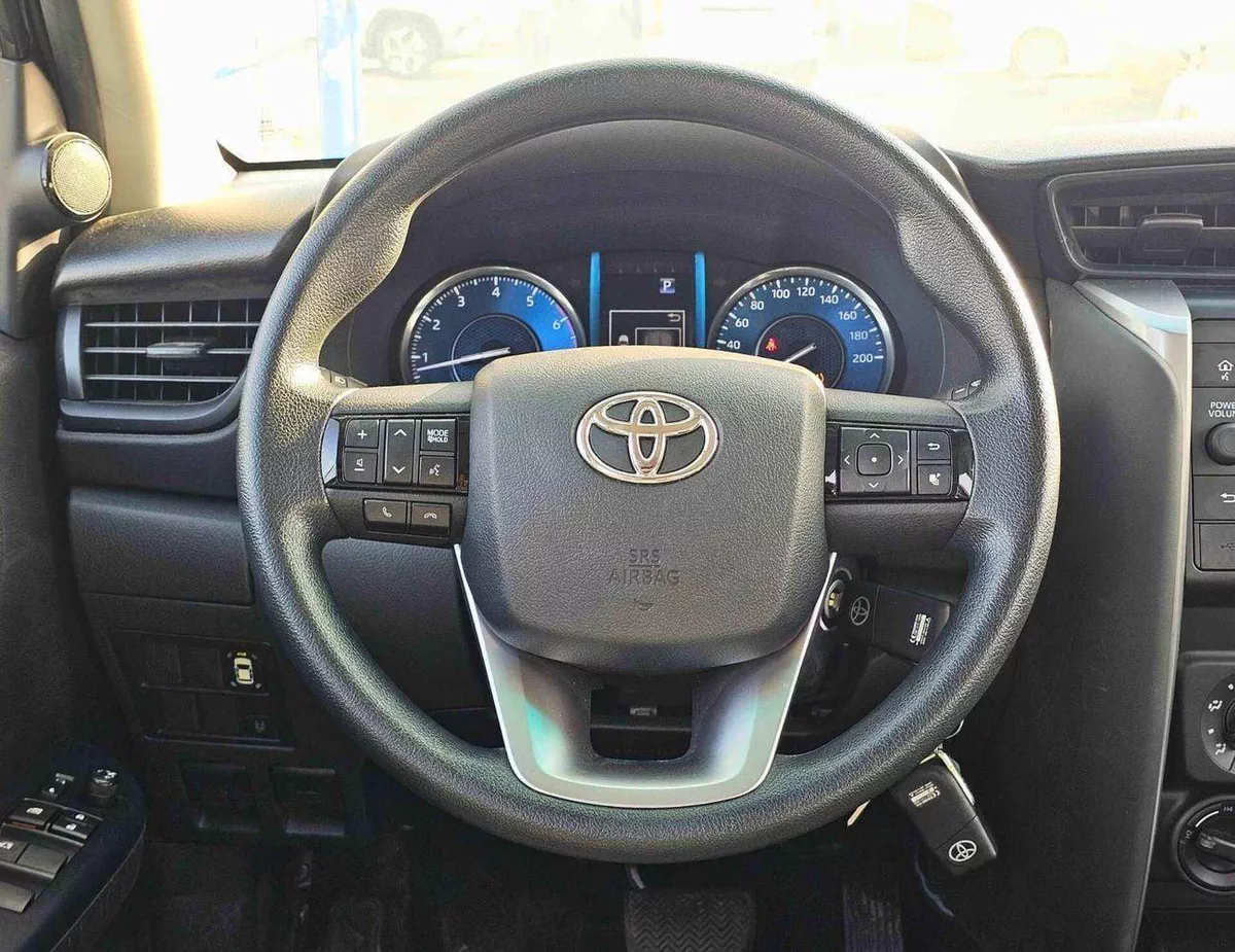 Toyota Fortuner EXR G | 2.7L V4 PETROL | ALLOY RIMS | MANUAL A/C | 4WD | CODE # G GRAY-7-0