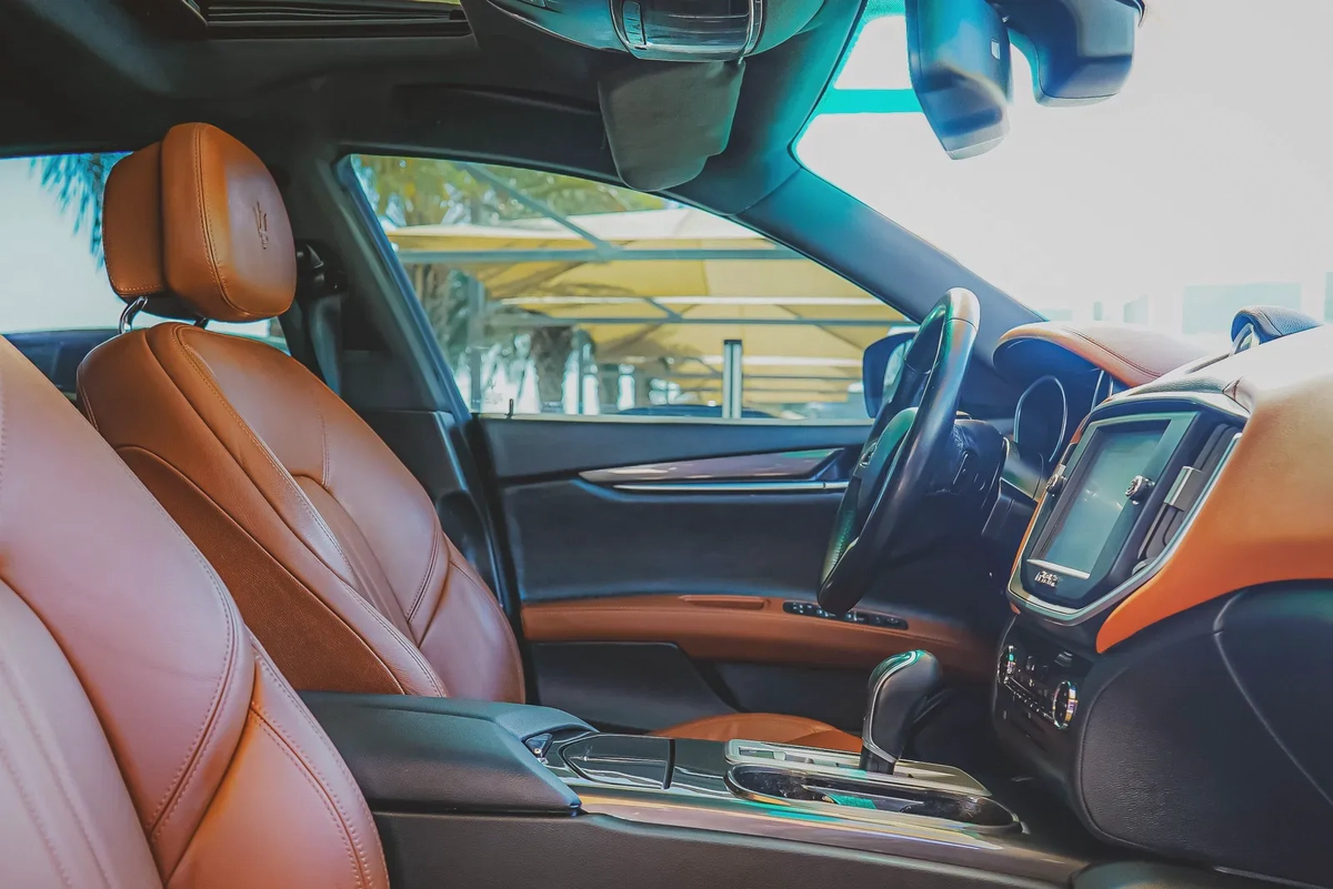 Maserati Ghibli 2015-14-14