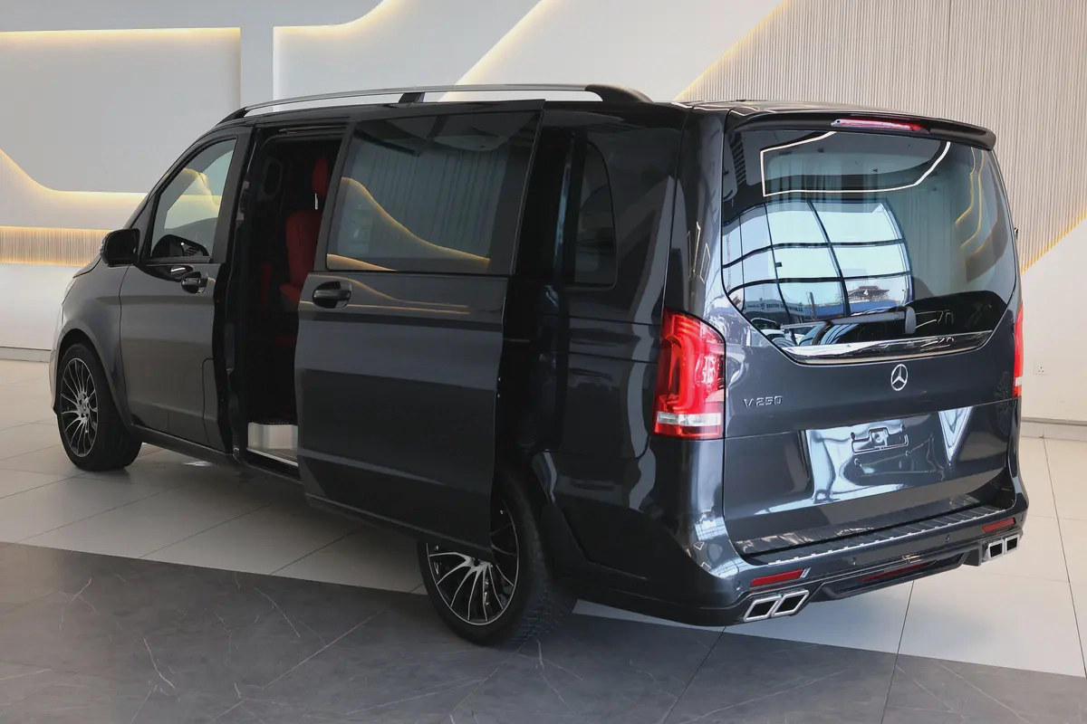 Mercedes-Benz V-Class V 250 2024 GCC Specs-3400KM-BRAND NEW-3-3