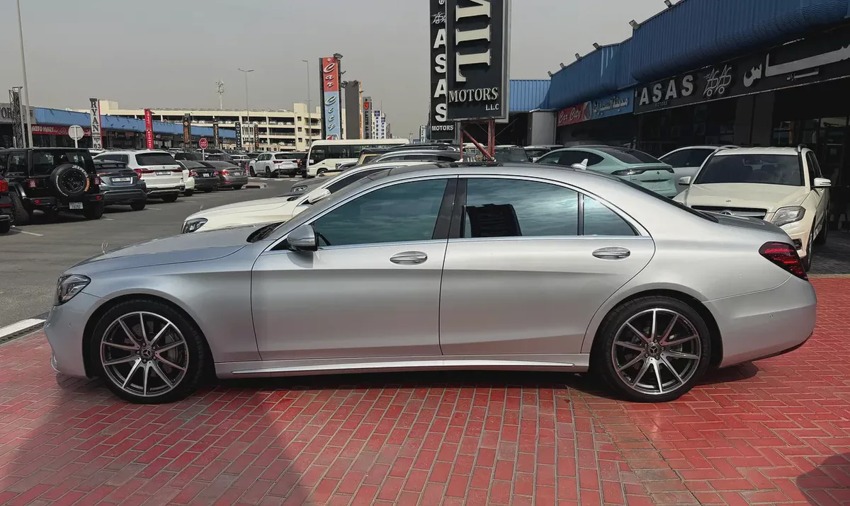 Mercedes-Benz S-Class S 560 4MATIC 2018 | Japanese Specs | Pristine Condition-12-12