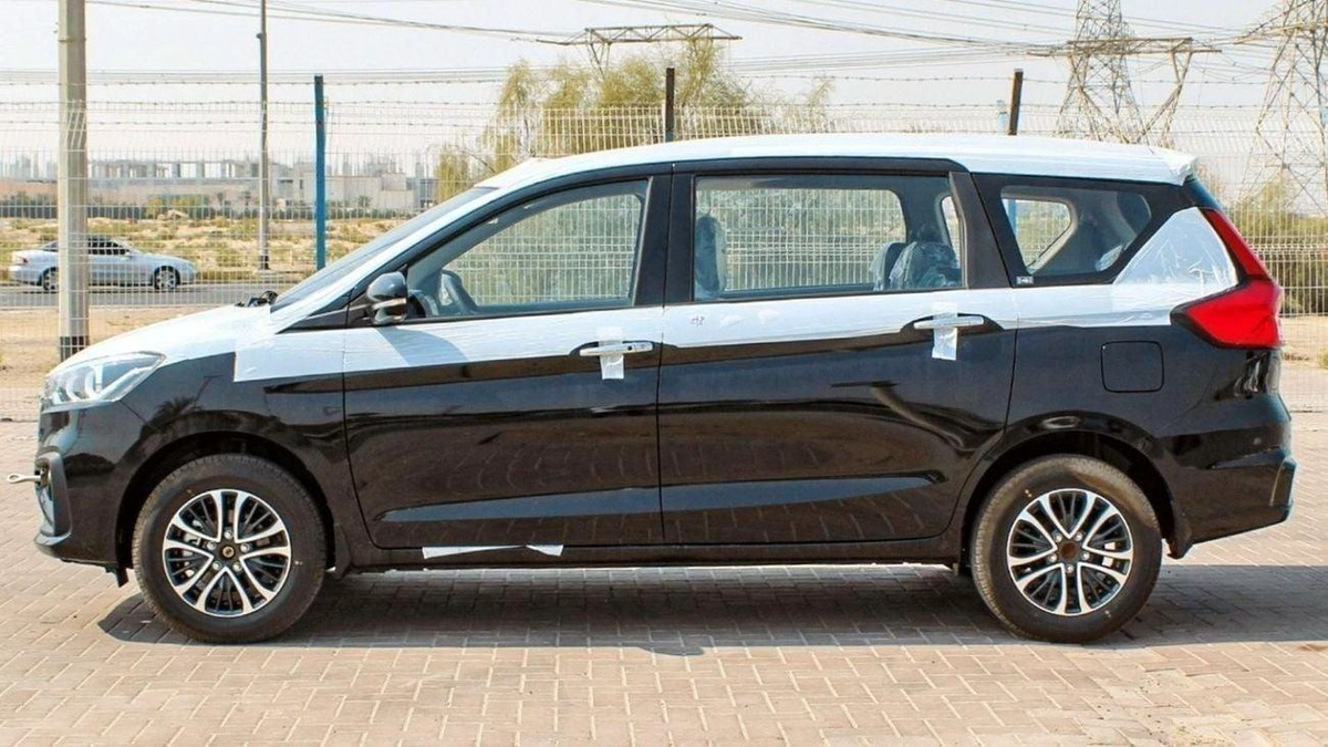 Suzuki Ertiga GLX SUZUKI ERTIGA 1.5L GLX AT 2025-8-0
