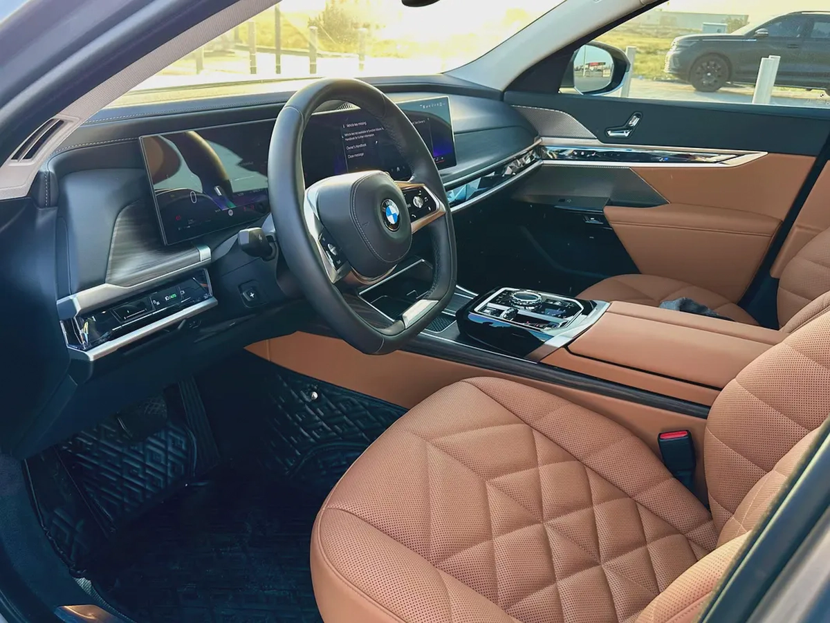 BMW 7-Series 735Li 2024 - European Specs - Brand New-9-9