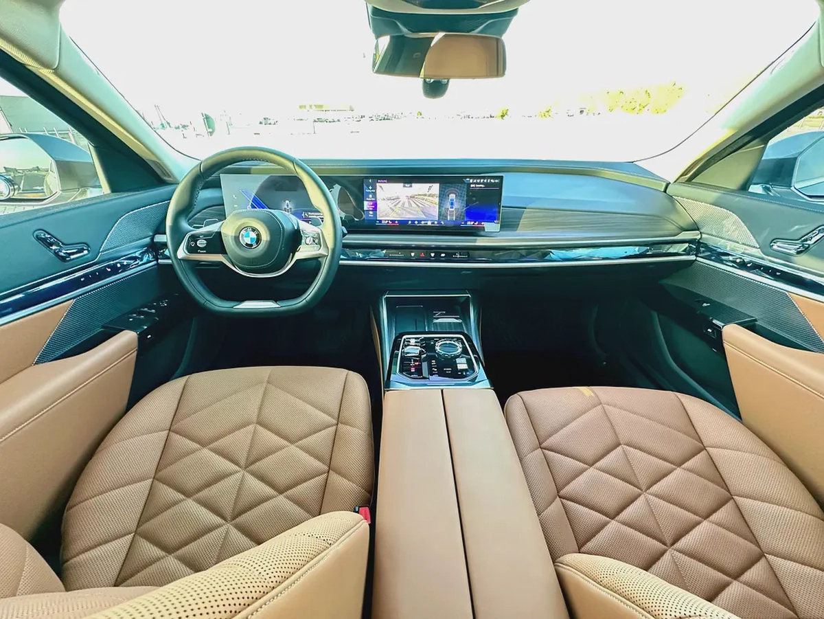 BMW 7-Series 735Li 2024 - European Specs - Brand New-8-8
