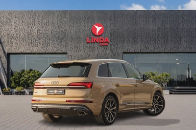 Audi Q7 2024-7