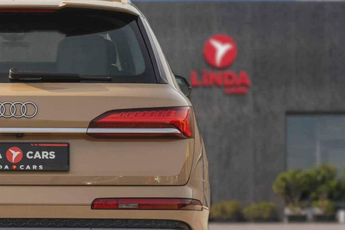 Audi Q7 2024-9-9
