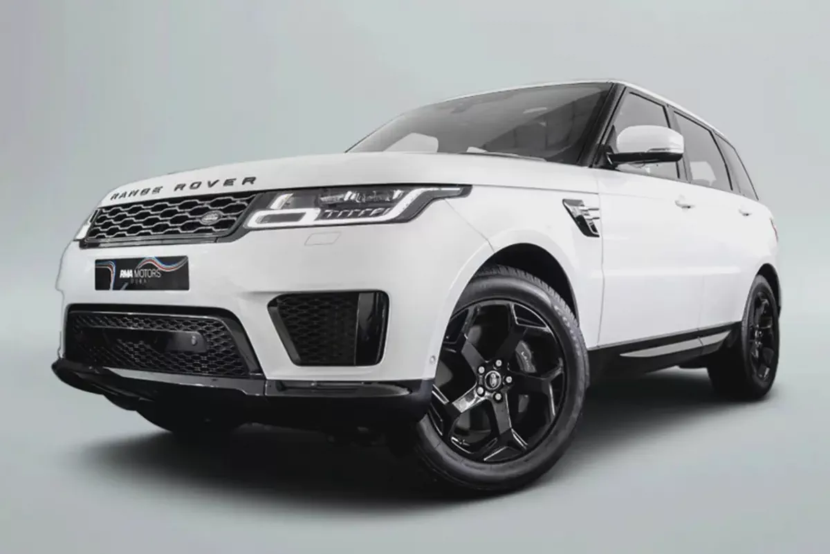 3,368 AED / 60 months | 0% DP | 2020 RANGE ROVER SPORT HSE / Full Land Rover Service History-4-4